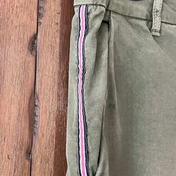Sundry Green Chino Midrise Pants with Side Stripe Detailing Size 28 EUC - Picture 3 of 8